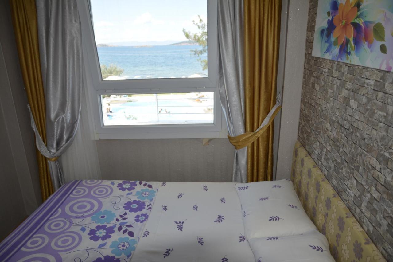 Ege Apart & Hotel Ayvalik Bagian luar foto